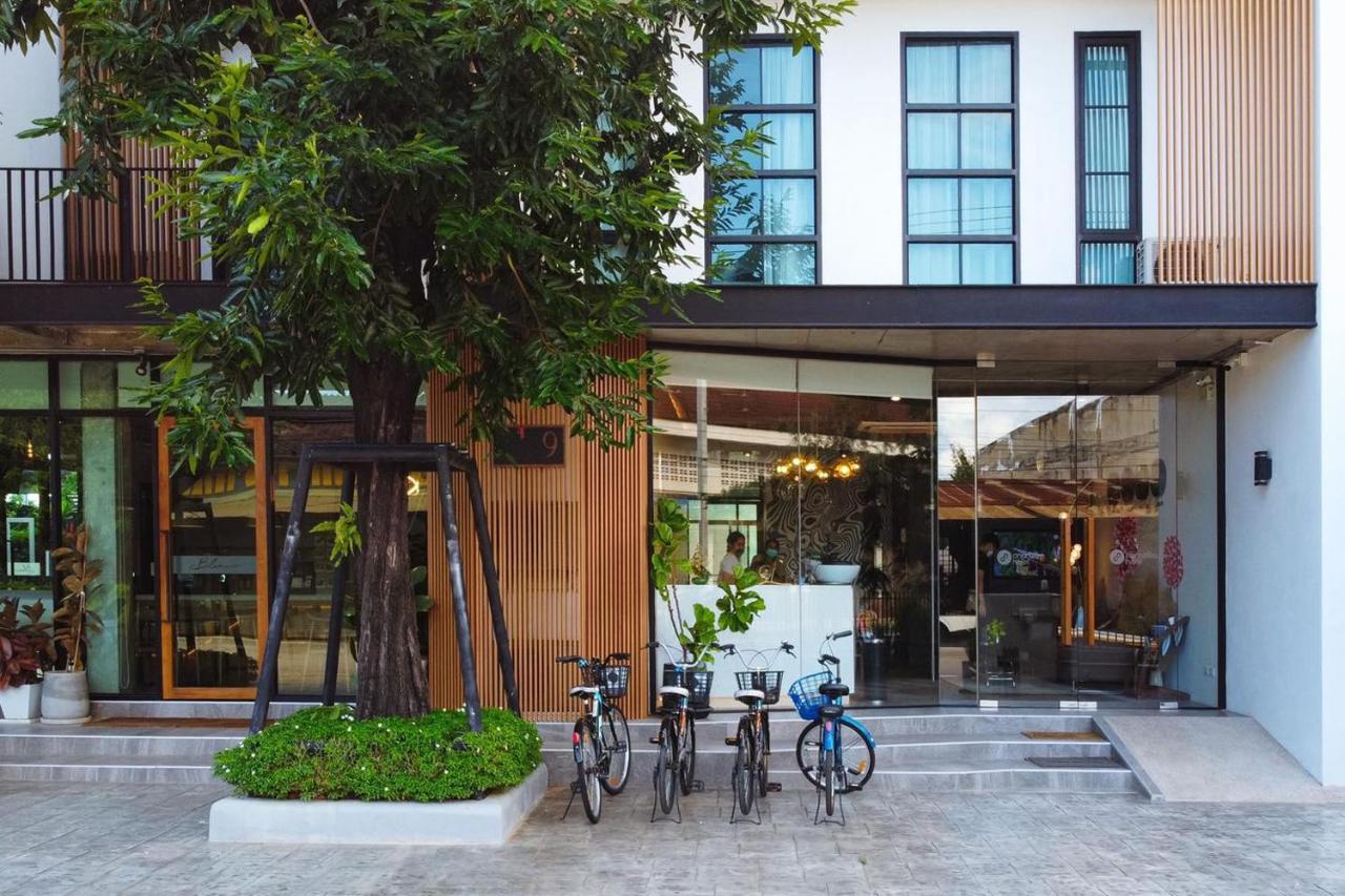 Ananzitra Hotel Kanchanaburi City Exteriör bild