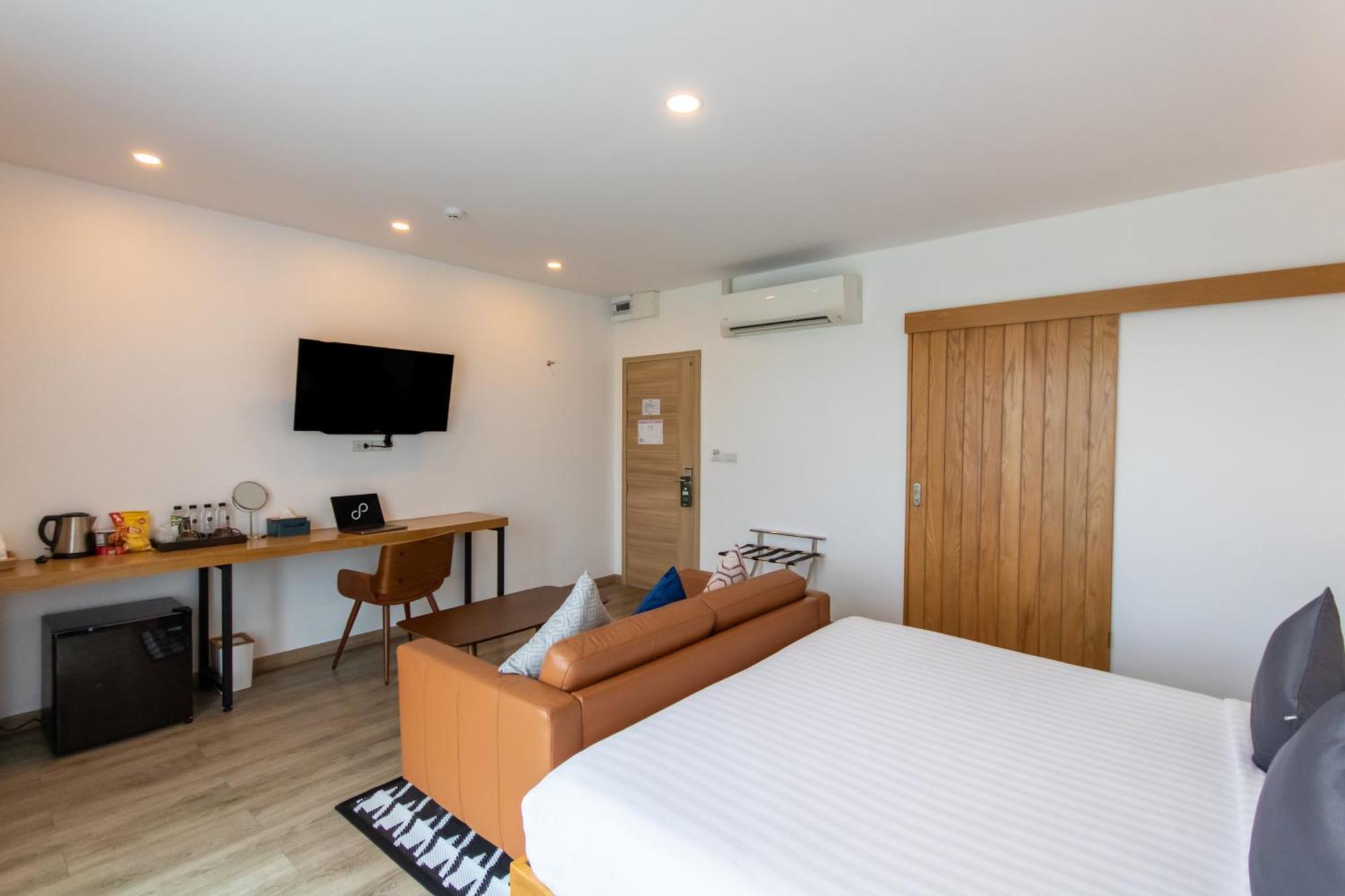 Ananzitra Hotel Kanchanaburi City Exteriör bild