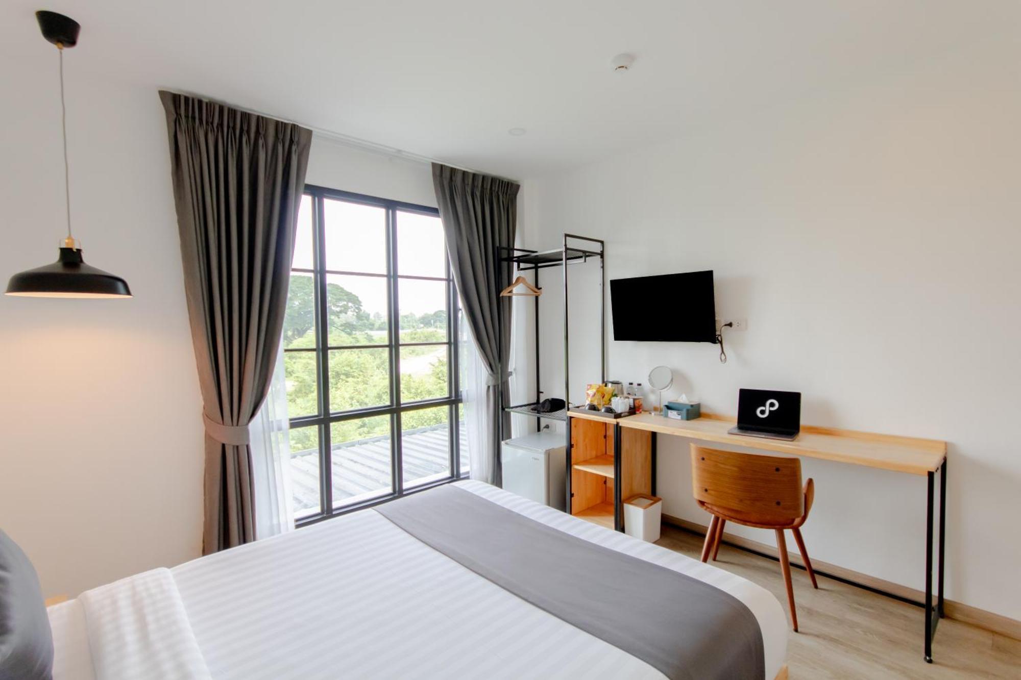 Ananzitra Hotel Kanchanaburi City Exteriör bild